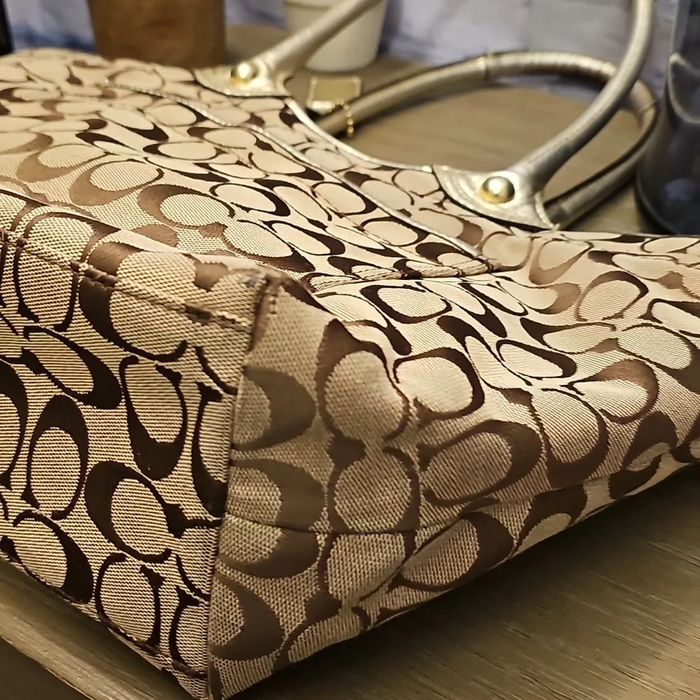 Coach BLEEKER EUC - Picture 14 of 15